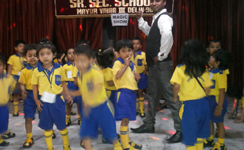 MAGICIAN DEEPAK KUMAR 